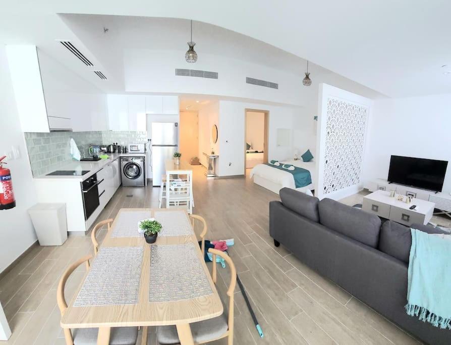 Luxury Apartment In Yas Island Abu Dhabi Ngoại thất bức ảnh